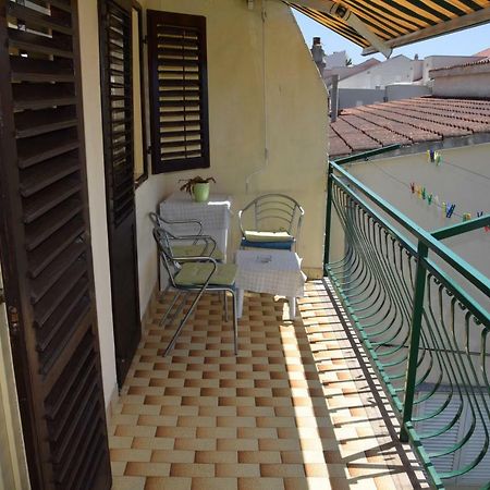 Apartman Linda 1 Baška Voda Exterior foto