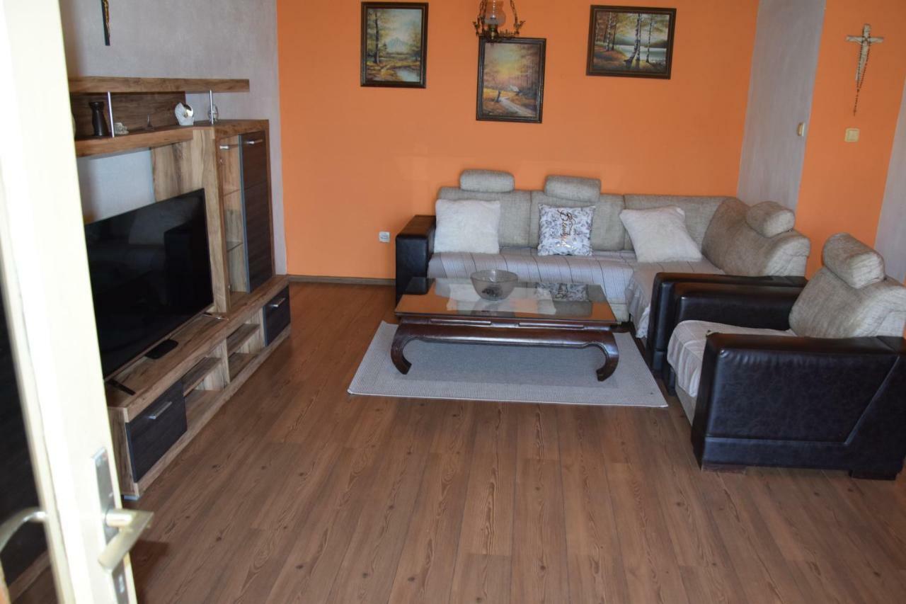 Apartman Linda 1 Baška Voda Exterior foto